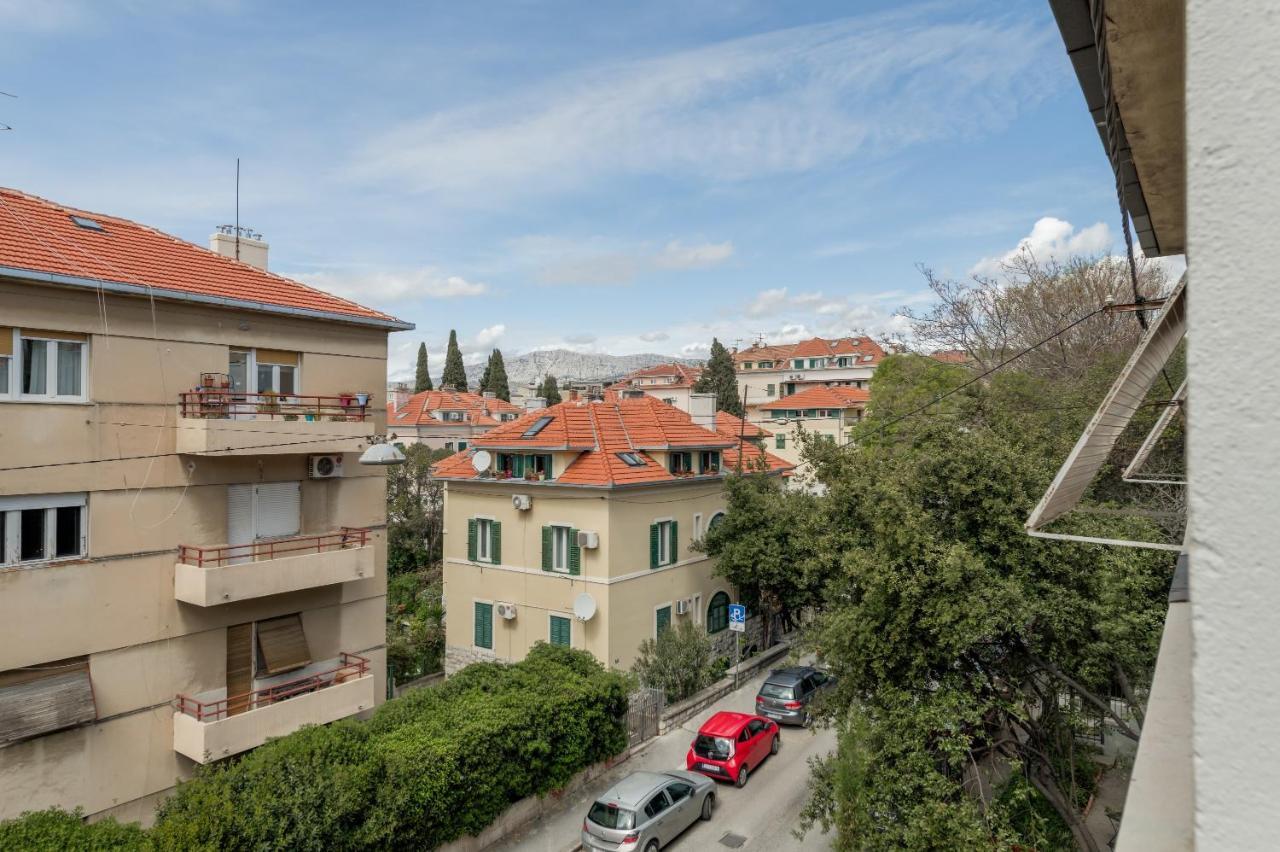 Apartment Dinka Split Buitenkant foto