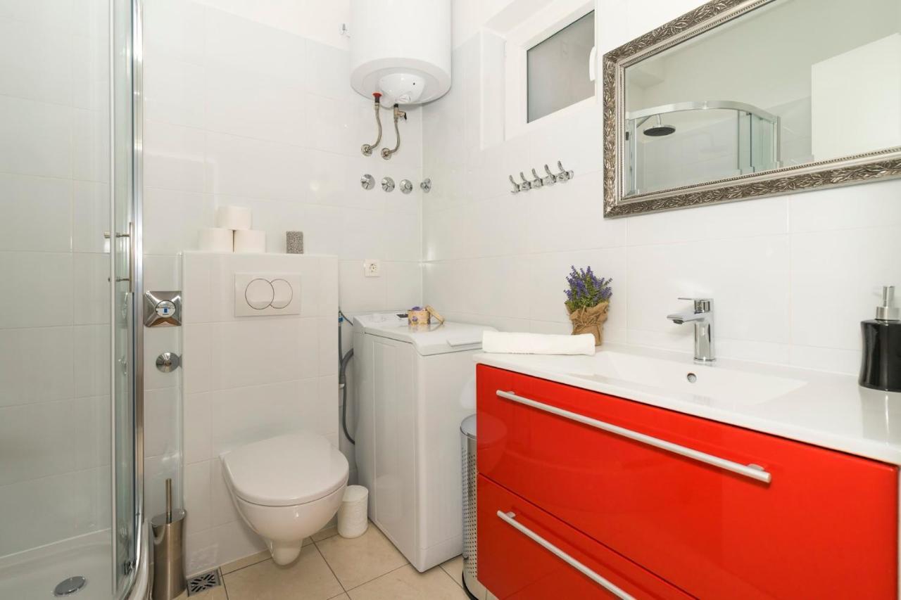 Apartment Dinka Split Buitenkant foto