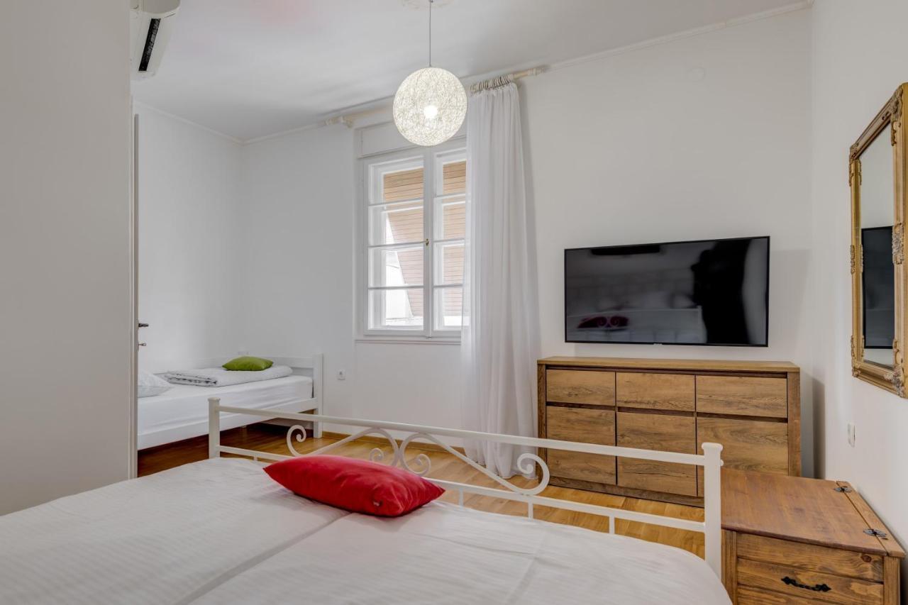Apartment Dinka Split Buitenkant foto